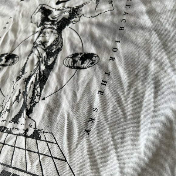 Nike we take you higher short sleeve tee mens size medium grey and white tie dye - Picture 8 of 8